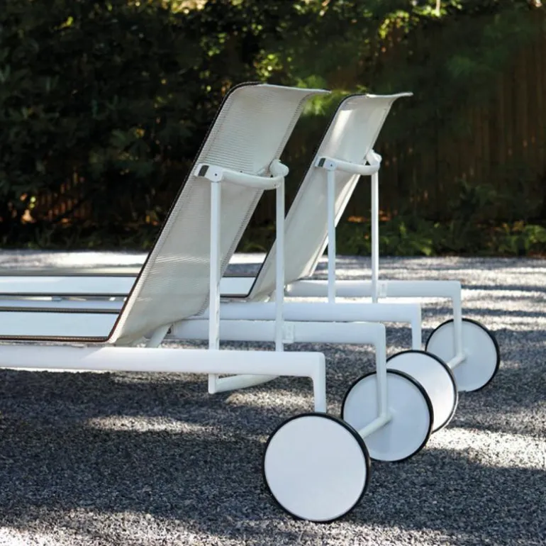 1966 Chaise Longue