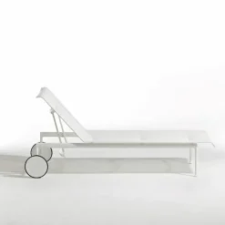 1966 Chaise Longue