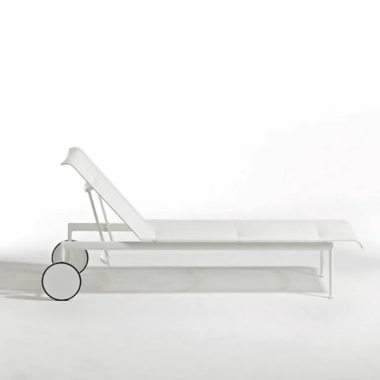 1966 Chaise Longue