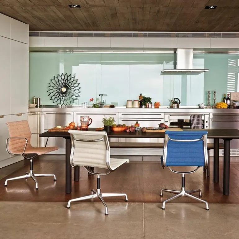 Aluminium Chair EA 101