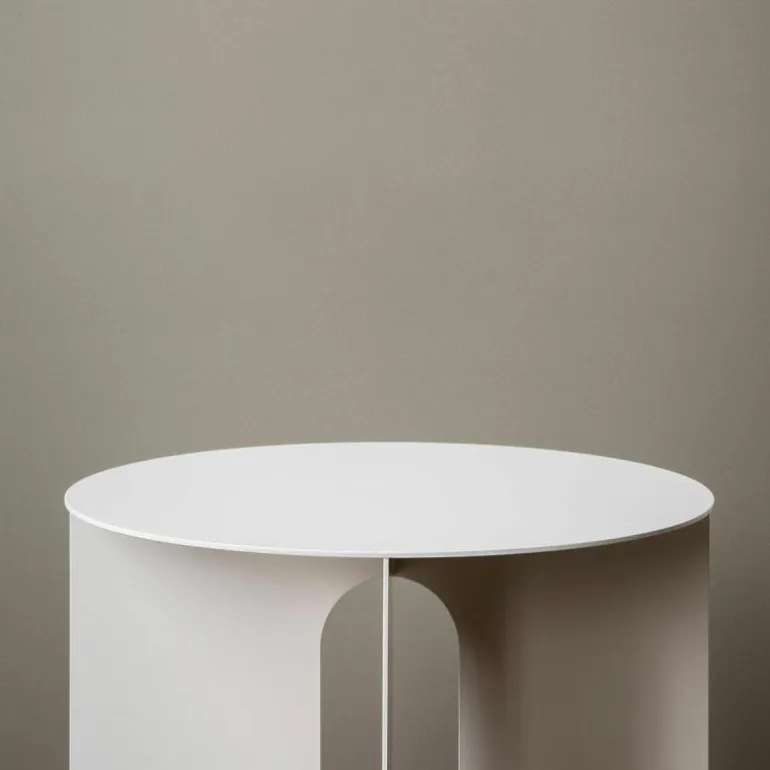 Androgyne Bijzettafel