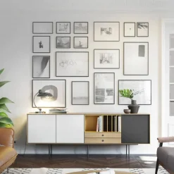 Aura Dressoir