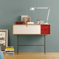 Aura Dressoir