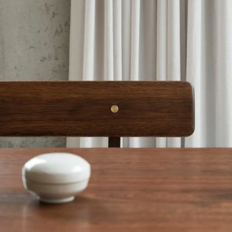 BM0698 Asserbo Eettafel