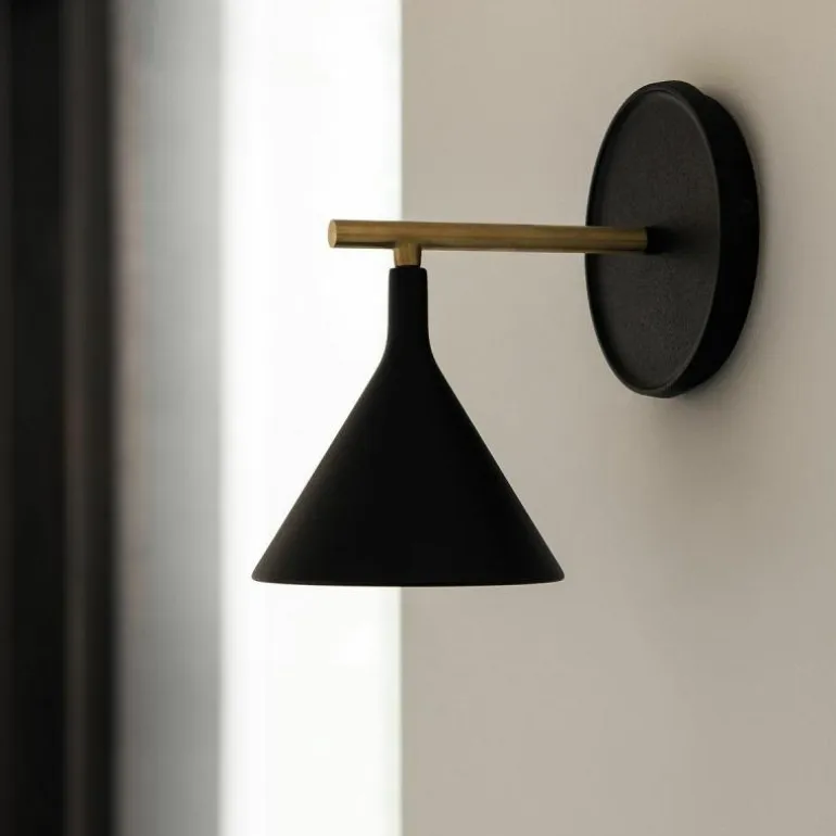 Cast Wandlamp