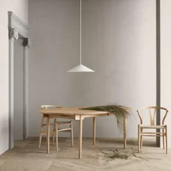 CH338 Eettafel