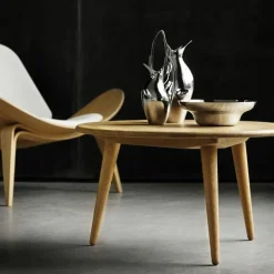 CH07 Shell Chair