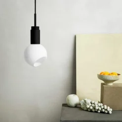 Donya Hanglamp