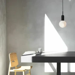 Donya Hanglamp