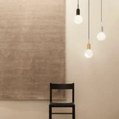 Donya Hanglamp