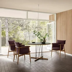 E005 Embrace Chair