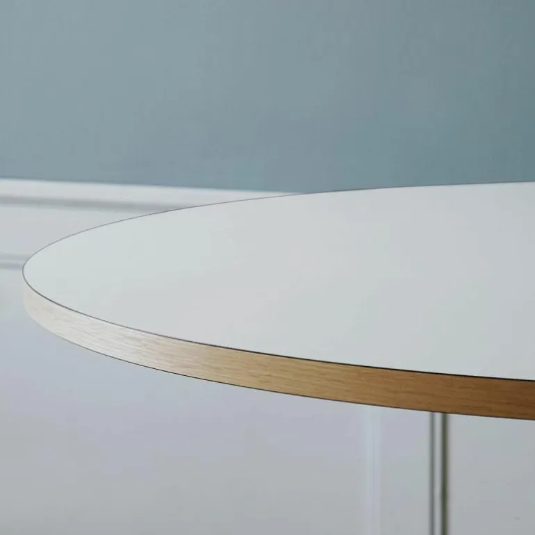 E020 Embrace Eettafel