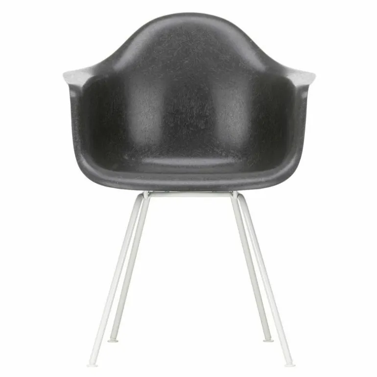 Eames Fiberglass Chair DAX Wit