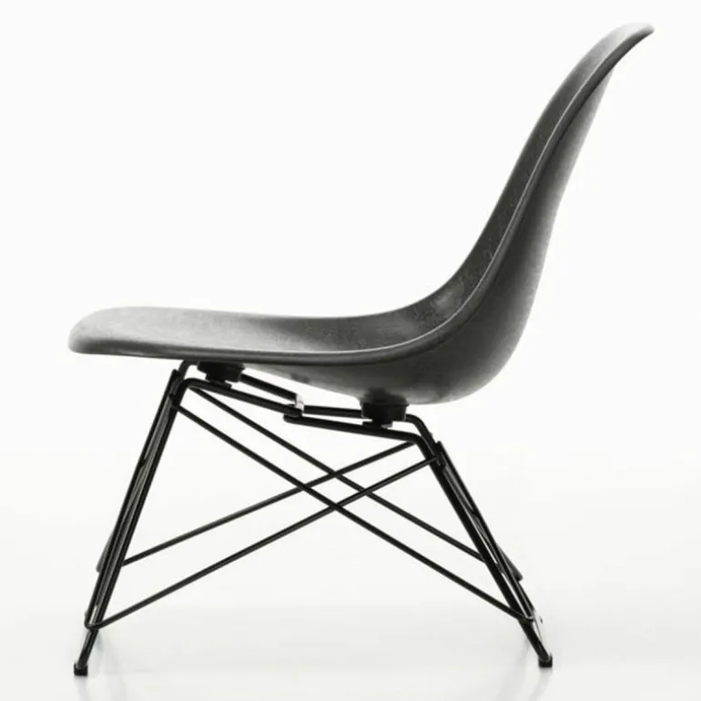 Eames Fiberglass Chair LSR