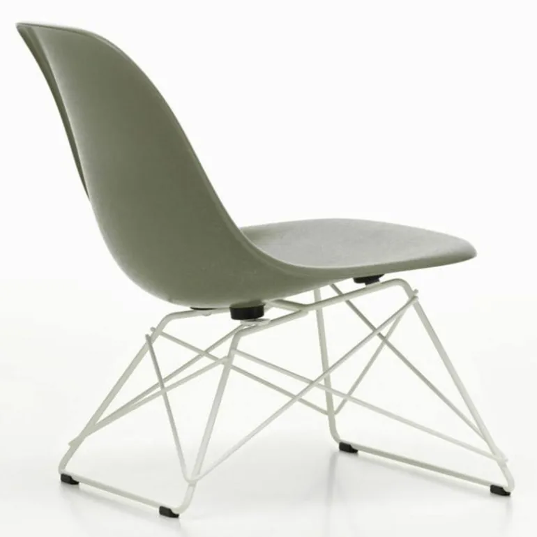 Eames Fiberglass Chair LSR