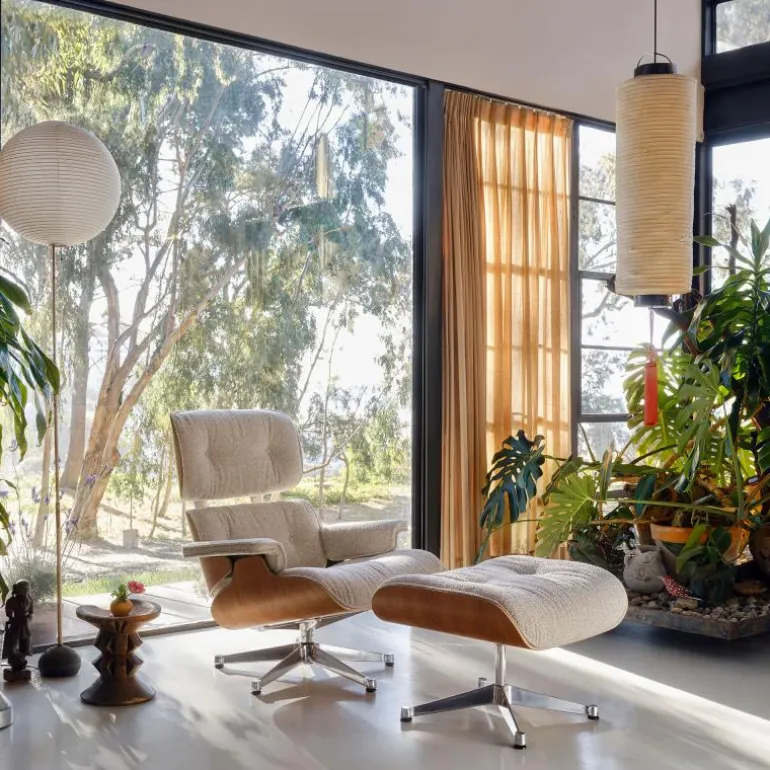 Eames Lounge Chair + Ottoman Stof