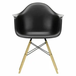 Eames Plastic Chair DAW Esdoorn Gelig