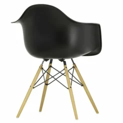 Eames Plastic Chair DAW Esdoorn Gelig
