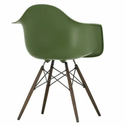 Eames Plastic Chair DAW Esdoorn Donker