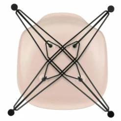 Eames Plastic Chair DSR Zwart