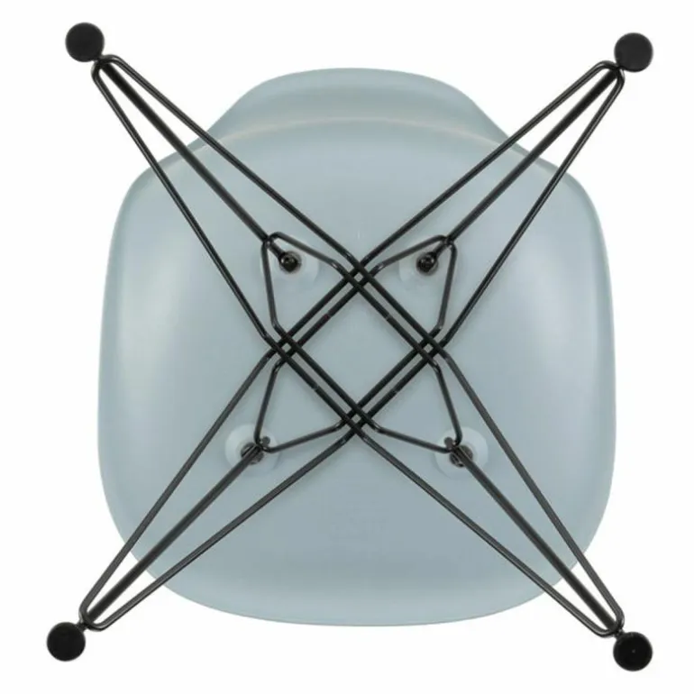 Eames Plastic Chair DSR Zwart