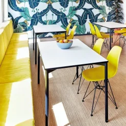 Eames Plastic Chair DSR Zwart