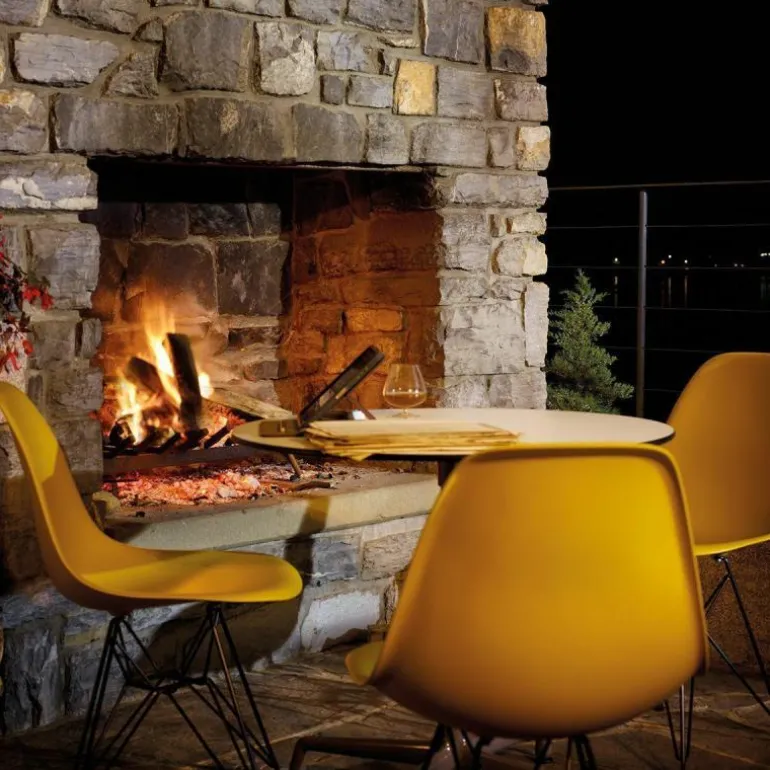 Eames Plastic Chair DSR Zwart