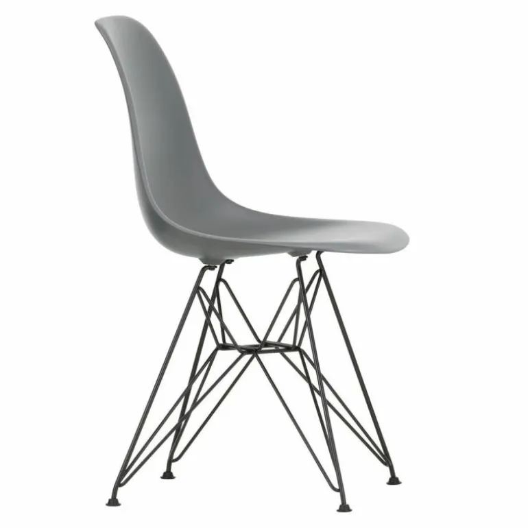 Eames Plastic Chair DSR Zwart