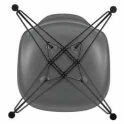 Eames Plastic Chair DSR Zwart