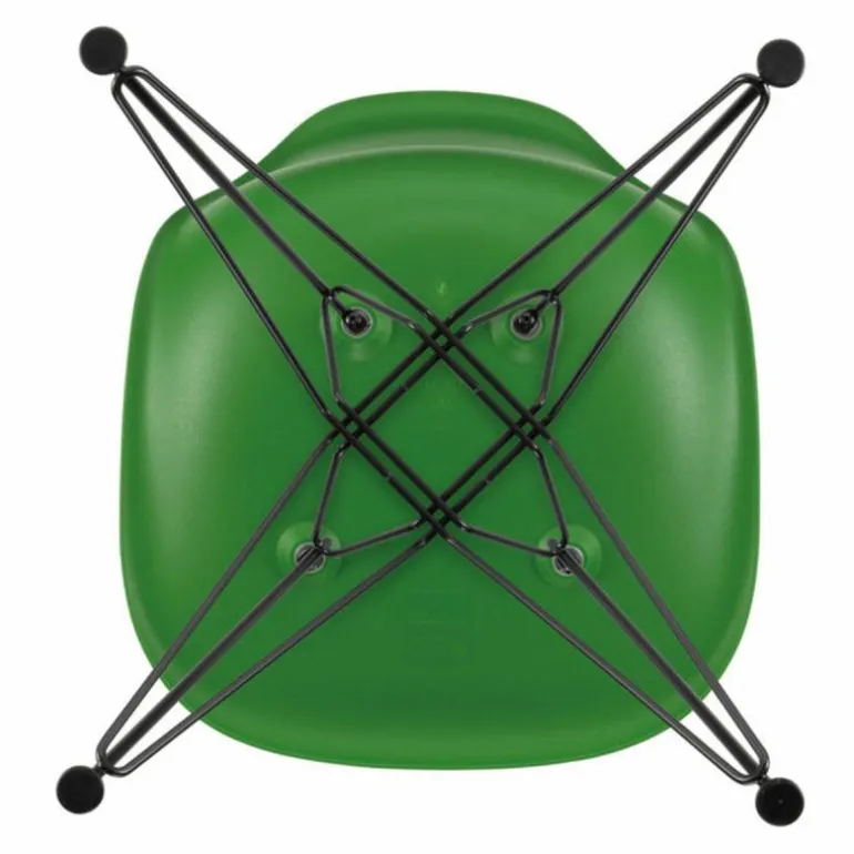 Eames Plastic Chair DSR Zwart