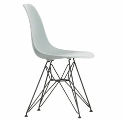 Eames Plastic Chair DSR Zwart