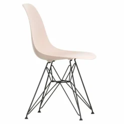 Eames Plastic Chair DSR Zwart