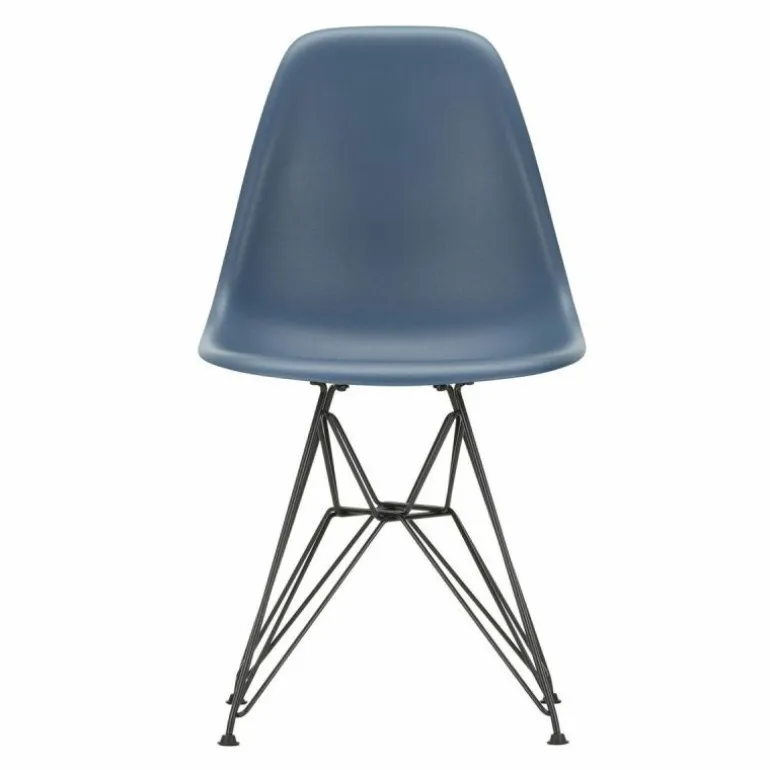 Eames Plastic Chair DSR Zwart