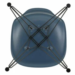 Eames Plastic Chair DSR Zwart
