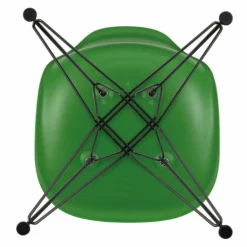 Eames Plastic Chair DSR Zwart
