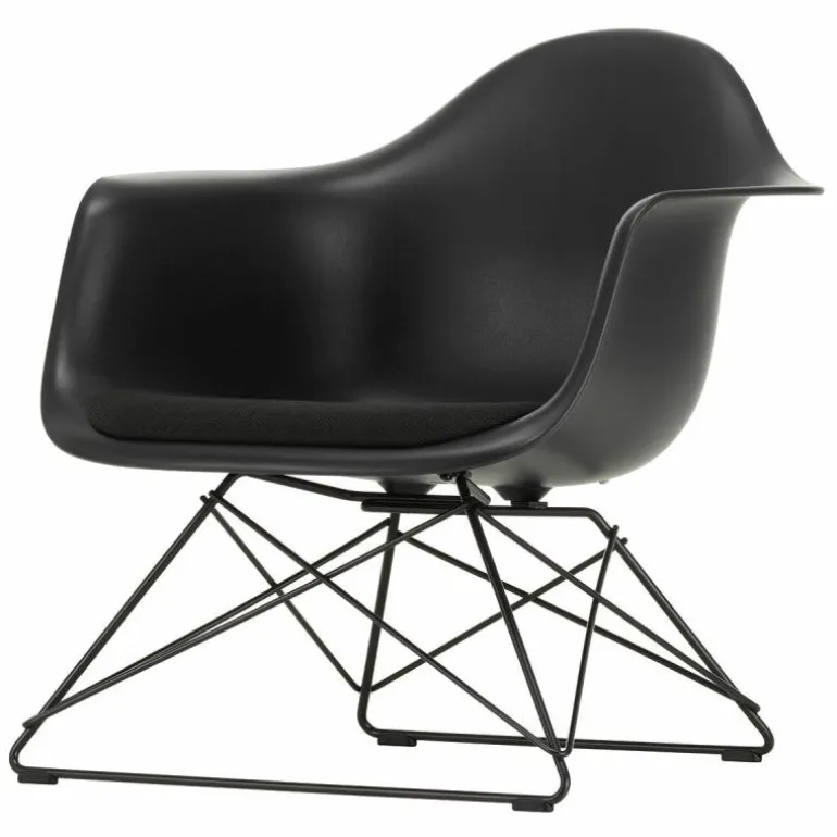 Eames Plastic Chair LAR
