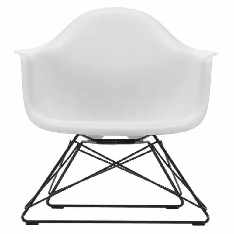 Eames Plastic Chair LAR