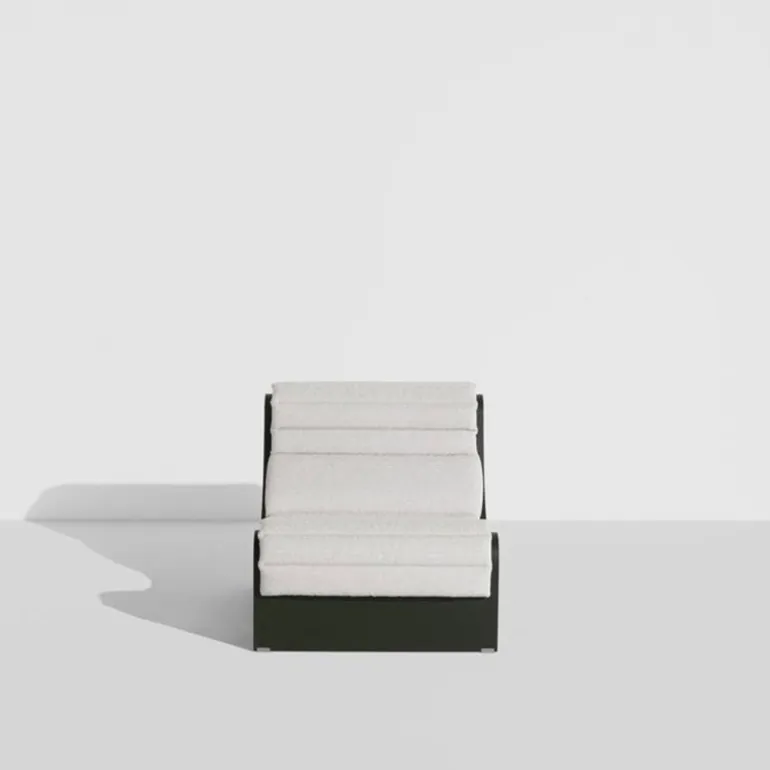 Eclipse Lounge Chair