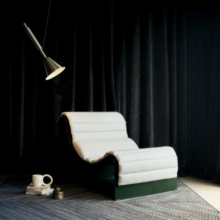 Eclipse Lounge Chair