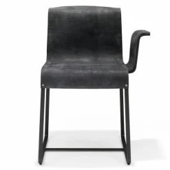 Founded Stoel