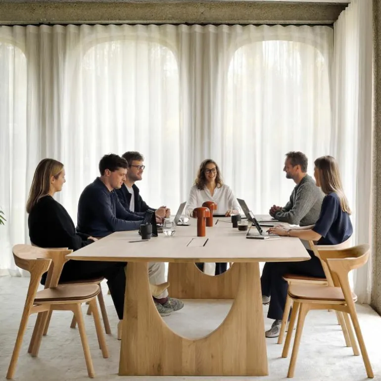 Geometric Vergadertafel