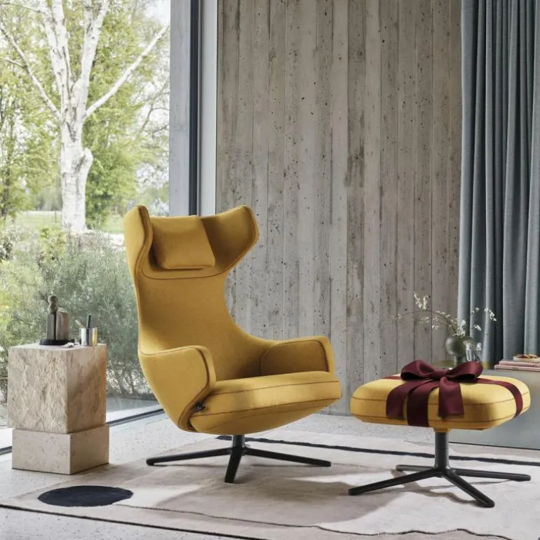 Grand Repos Loungestoel + Ottoman