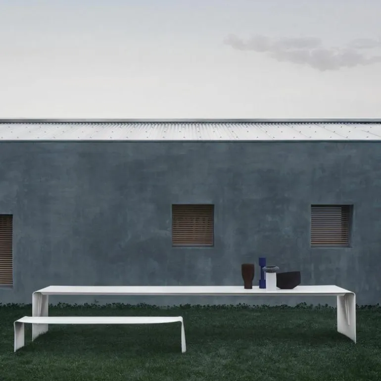 La Grande Outdoor Tafel