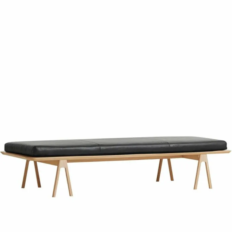 Level Daybed