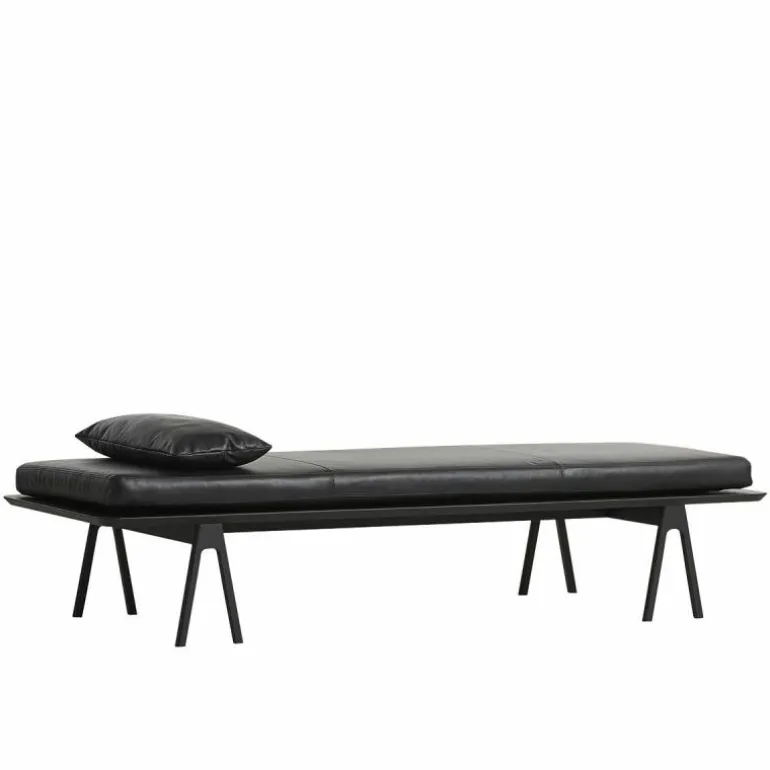 Level Daybed