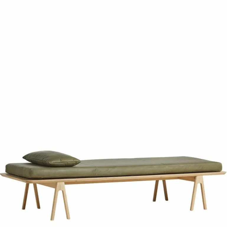 Level Daybed