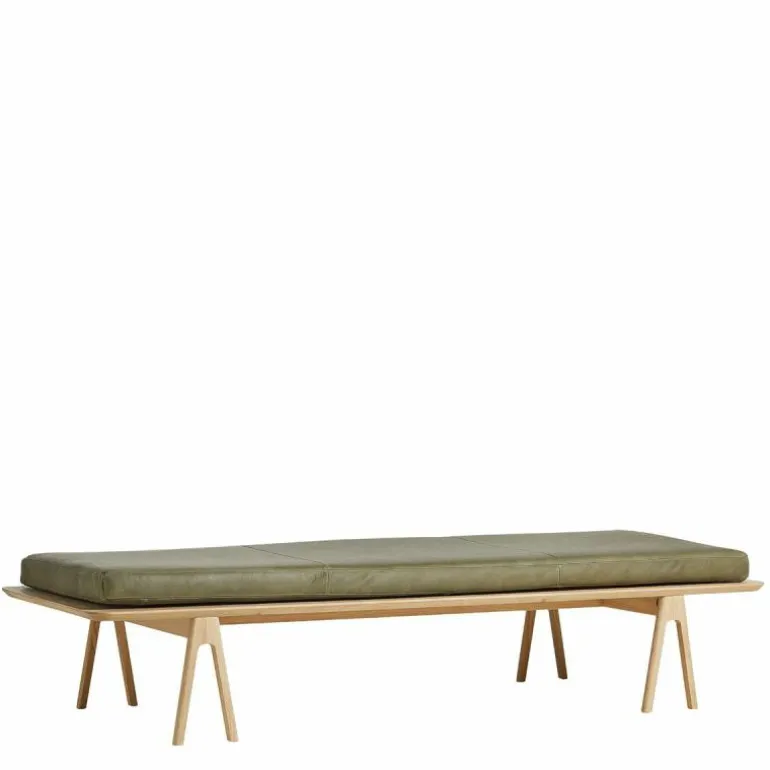 Level Daybed