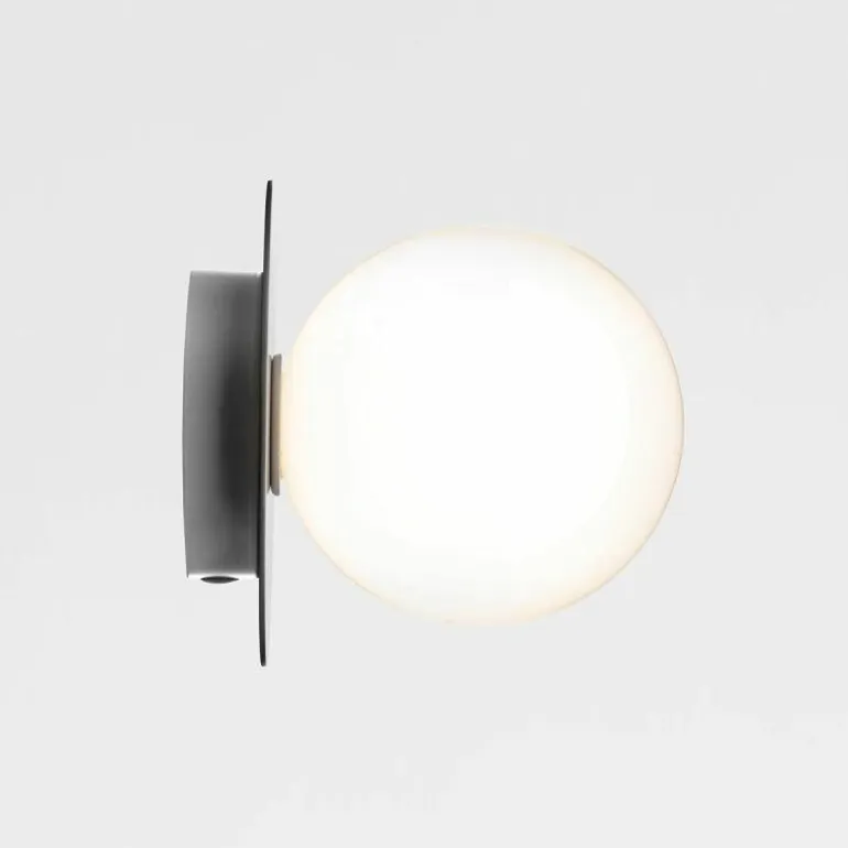 Liila 1 Wand- & Plafondlamp IP44