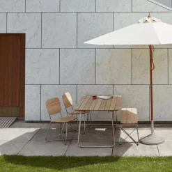 Lilium Bench