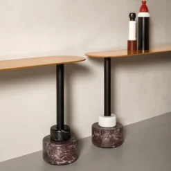 Menhir Bijzettafel